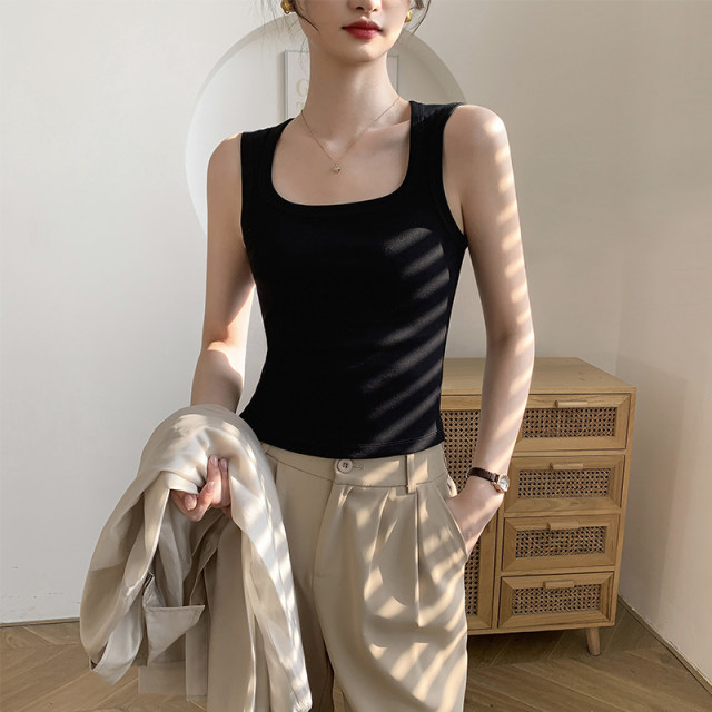 Black square collar suspender vest for women 2025 new summer wear wide shoulder straps cotton bottom sleeveless top