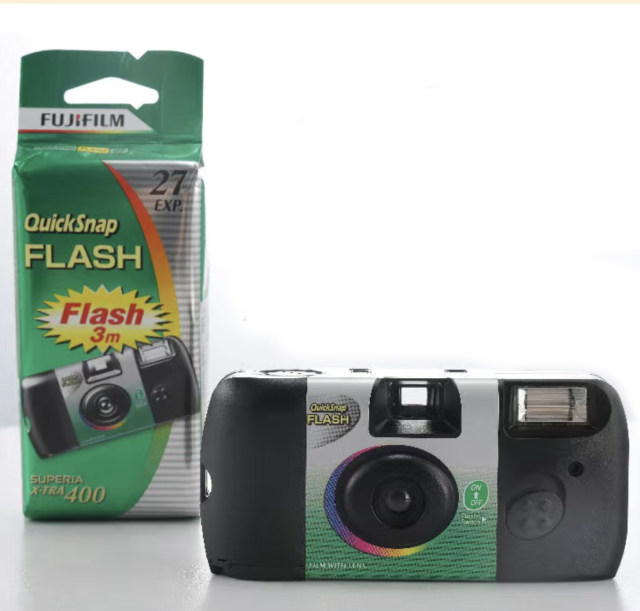 Koda Fuji Ilfo disposable film camera 135ACE color black and white point-and-shoot newbies souvenir