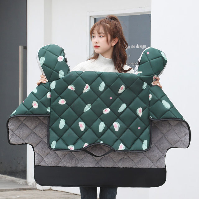 Men and women's universal electric motorcycle plus velvet thickening conjoined windshield is cold -proof and waterproof in winter