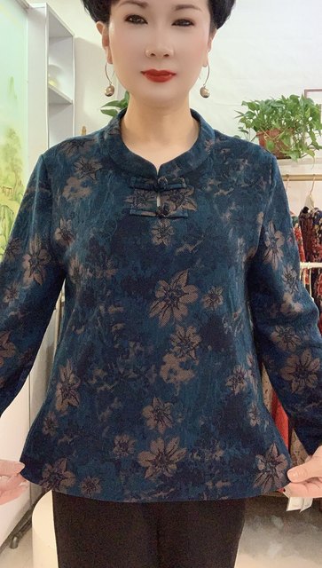 Spring new age reduction, loose belly, loose, thin cheongsam shirt, floral long -sleeved large size mother plate buckle bottom shirt
