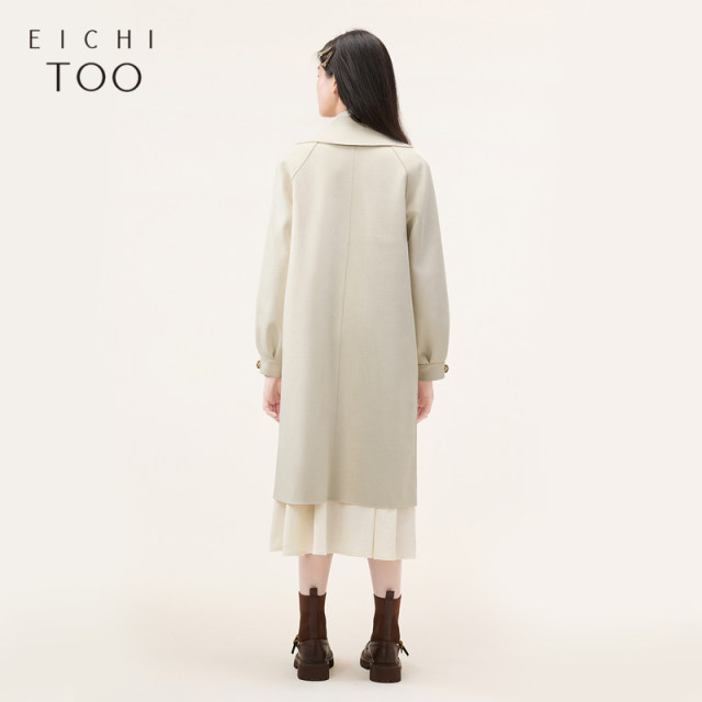 Aiju Rabbit 2023 Autumn of the new doll collar fashion beige trench coat
