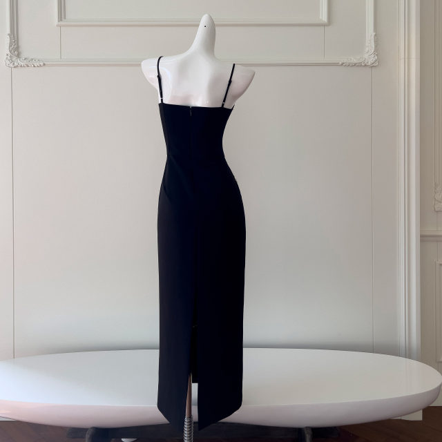 French 2025 summer light luxury diamond jewelry strapless black skirt small dress suspender long slim hip-covered slim dress
