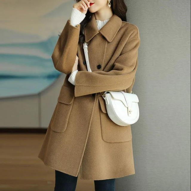 Women's 2025 autumn and winter new style small loose thickened mid-length temperament fashionable and warm coat