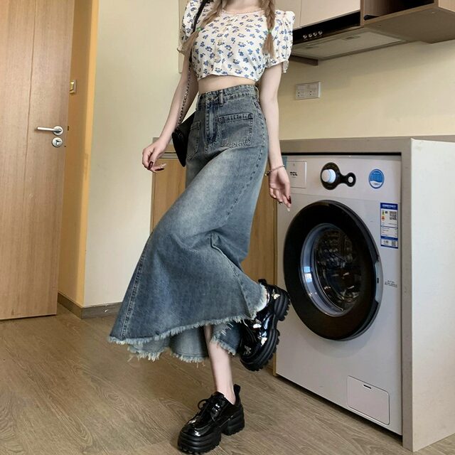 Retro denim skirt for women 2024 summer new high-waisted slimming raw edge mid-length fishtail skirt for small people