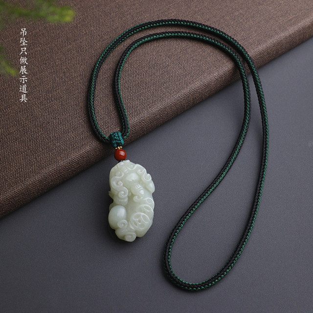 Purely handmade no interface design fixed pullover lanyard pendant rope Dzi bead jadeite and Hetian jade Pixiu necklace rope