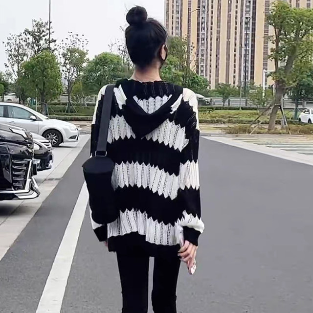 hooded sweater for women 2023 autumn new lazy style Korean version hollow knitted striped design casual long-sleeved top