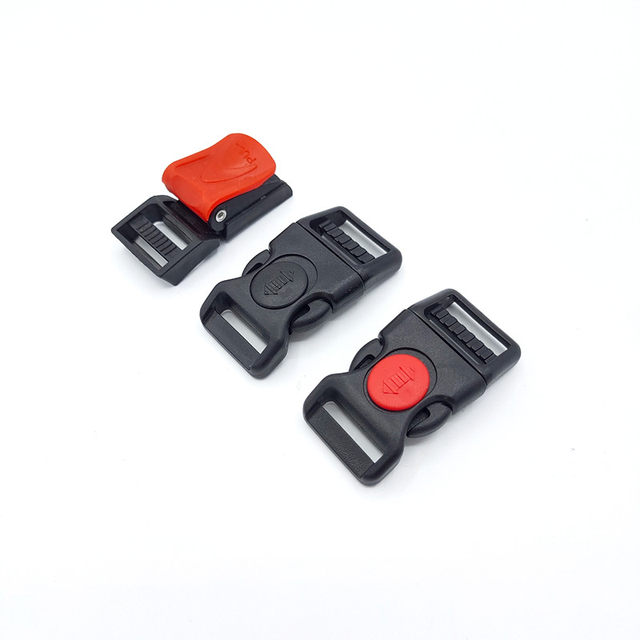 Electric motorcycle helmet helmet chin buckle buckle latch buckle safety buckle accessories universal