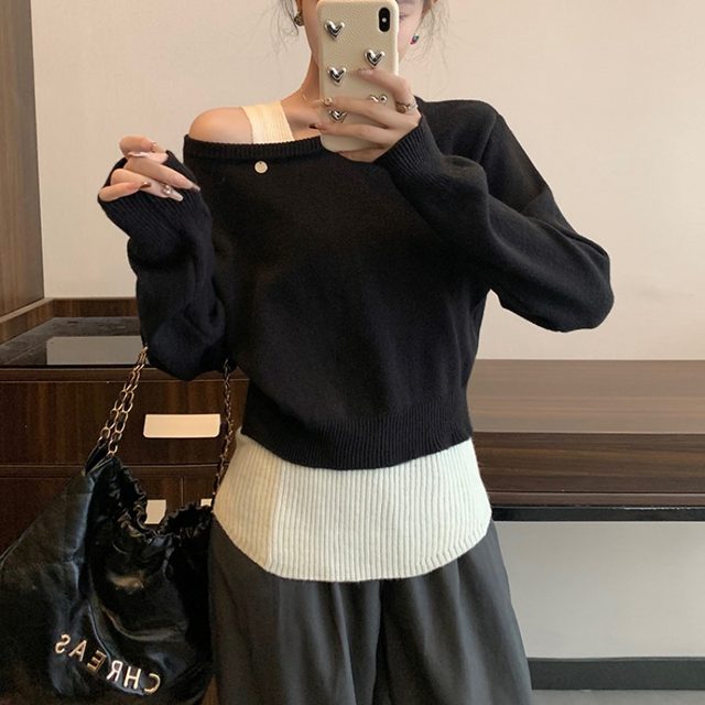 Sweater for women in autumn and winter 2025 new Korean style outfit lazy style off-shoulder sweater vest layered top two-piece set