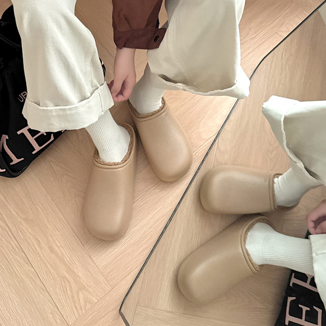 Women's autumn and winter new waterproof cotton slippers for women's excrement feeling, indoor plus velvet, warm and non-slip outer wear, thick-soled cotton slippers