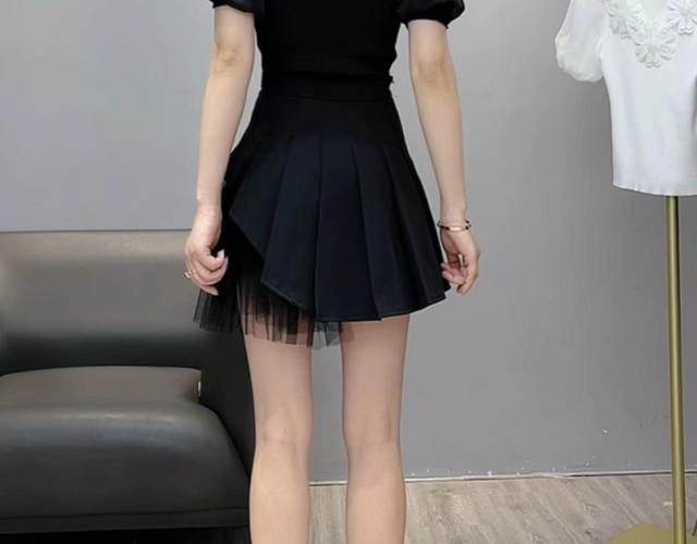 Net yarn stitching pleated skirt women's design sense niche summer high waist is thin black chiffon A -line skirt