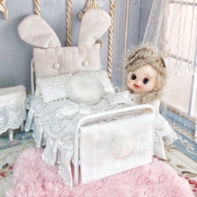 taobao agent OB11 bedding micro -shrinking furniture baby house ornaments customized BJD12 points GSC clay dolls with camera props