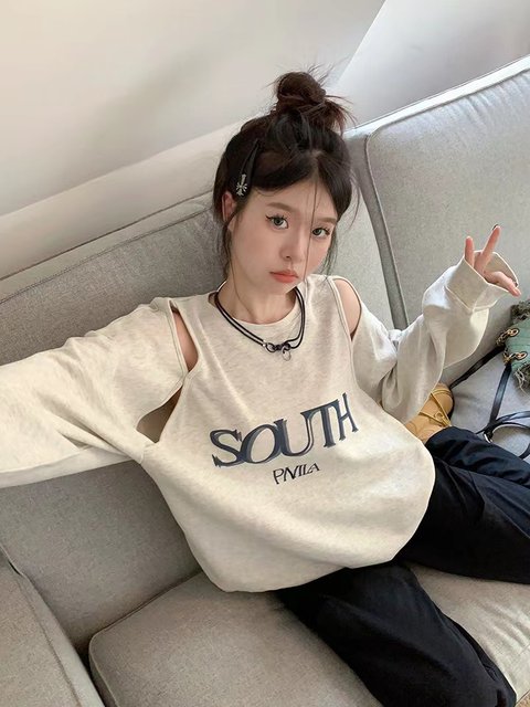 American lazy style sweatshirt 2025 new women's early autumn loose casual retro Korean design off-shoulder top