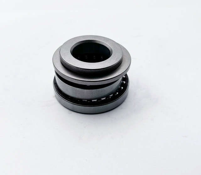 Suzuki UY Youyou UU125T Lezhi UR110T Lizhi UZ110T small dolphin pressure direction column bearing wave plate