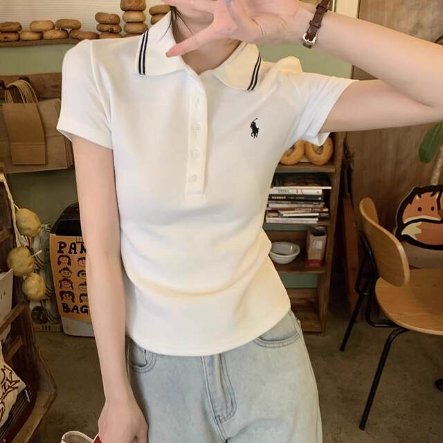 Small fragrance style white polo neck short-sleeved T-shirt for women in summer 2025 new design niche slim shoulder top