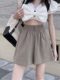 Black suit shorts, women in summer, thin waist, thin, loose casual small, ice silk large size A -line 5 five -point pants