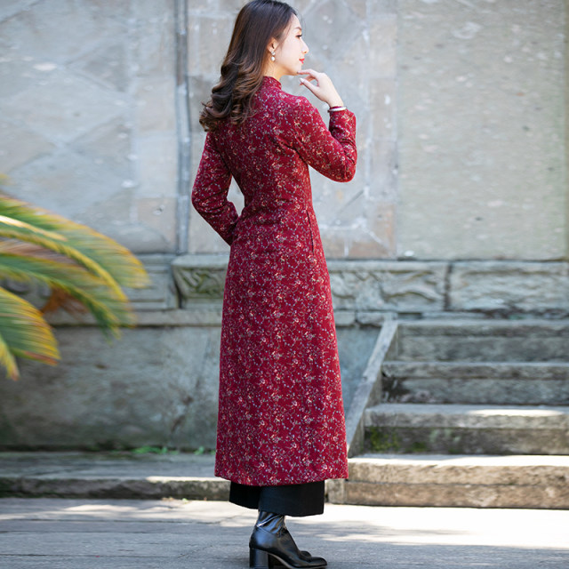 款 冬 Winter thickened New Year's festive cotton cotton coat Mom style jacket cotton coat ethnic style women's winter
