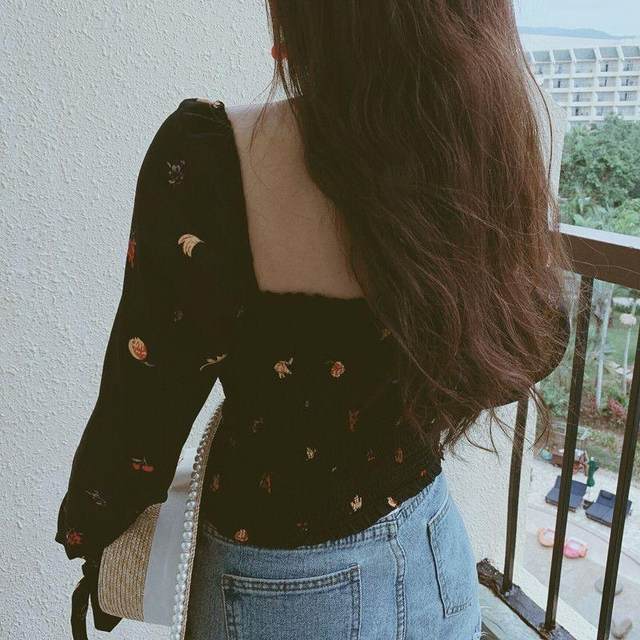 Large size women's fat mm spring and summer French retro black square collar fruit printed shirt top short chiffon shirt
