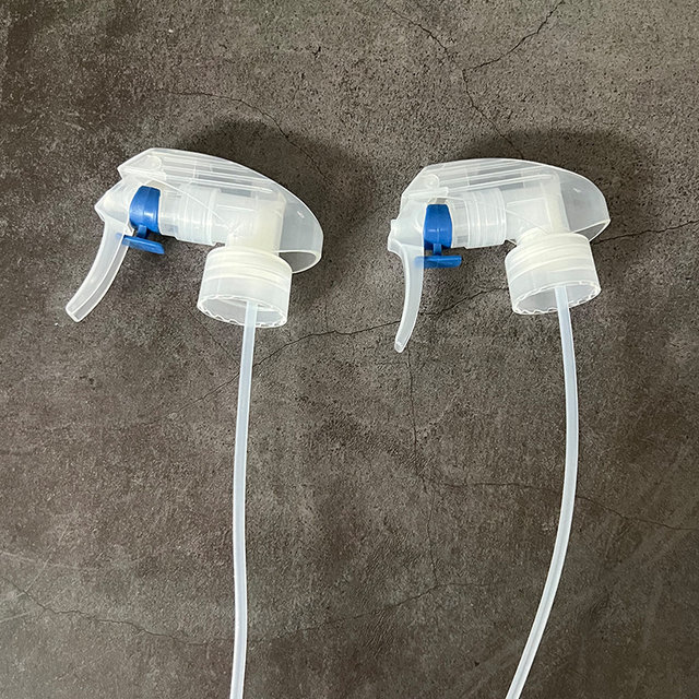 Kao spray head hair spray bottle hair salon super fine water mist spray can spray bottle watering gardening mist 28/410
