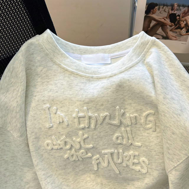Little C home solid color sports and casual small short top for women 2025 spring fashionable round neck sweatshirt trend
