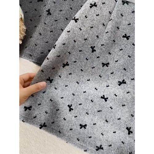 Sweet atmosphere bow skirt for women new autumn and winter thick wool A-line skirt high-waisted hip short skirt

