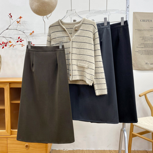 Retro style simple slit wool suit skirt for women in autumn and winter mid-length slim and versatile straight skirt