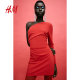 HM women's red dress summer fashion casual slanted neck temperament one-shoulder slim dress 1206463
