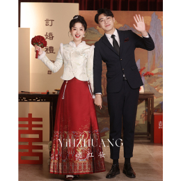 Toasting jacket horse dress set 2023 new Chinese engagement cheongsam bridal wedding dress can be worn in winter