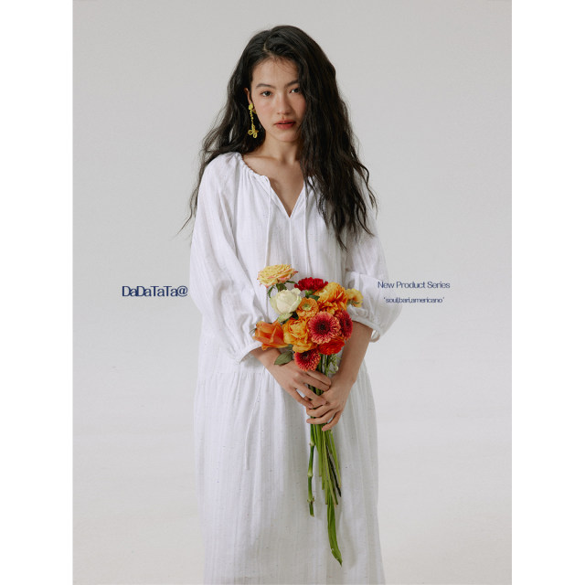 Jinggu white label DADATATA100 cotton V-neck drawstring fat mm large size beautiful dress
