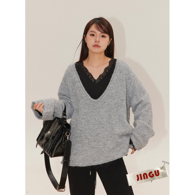 Jinggu White Label DADATATA Deep V-neck Knitted Top Lace Spliced ​​Collar T-shirt
