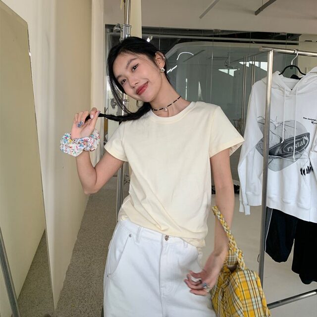 Cotton short -sleeved T -shirt female summer shoulder top design sense pure color small flying sleeve sleeved white bottoming shirt
