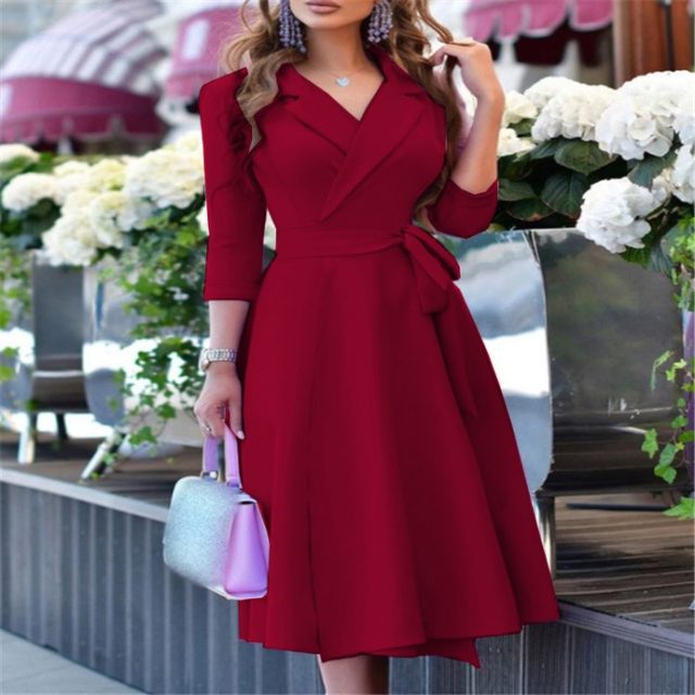 Quick selling the commute OL wind suit collar blue printed strap waist seven -point sleeve mid -length dress Dress