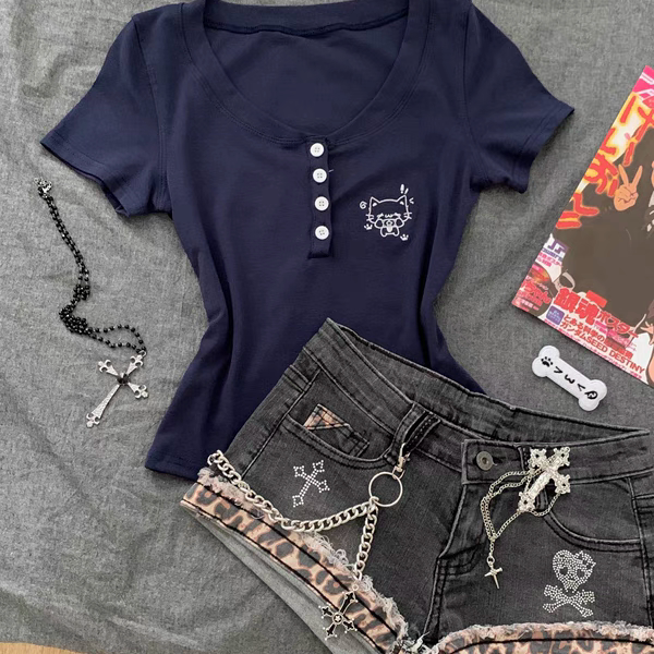 Confused bear Japanese style cute v-neck slim hot girl summer short-sleeved subculture kitten embroidered cute T-shirt for women