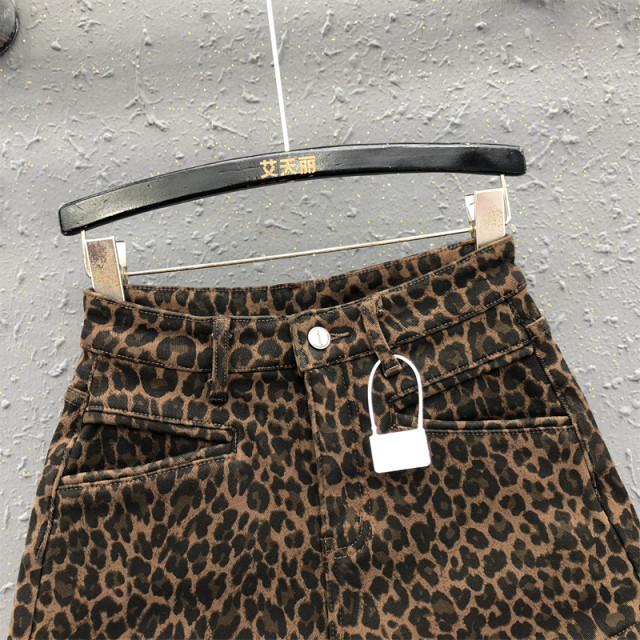 Hot girl leopard print high waist plus velvet thickened denim shorts women's 25 spring new casual and versatile base wide-leg pants