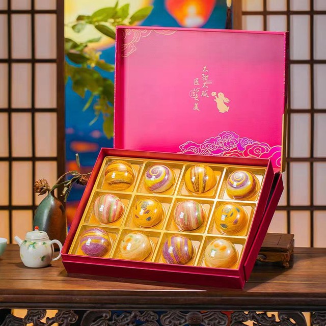 Tang Cake House Egg Yolk Crisp Mooncake Gift Box Multi-flavor Spring Festival Gift Double Flavor Liuxin Crispy Mid-Autumn Festival Gift Group Buying
