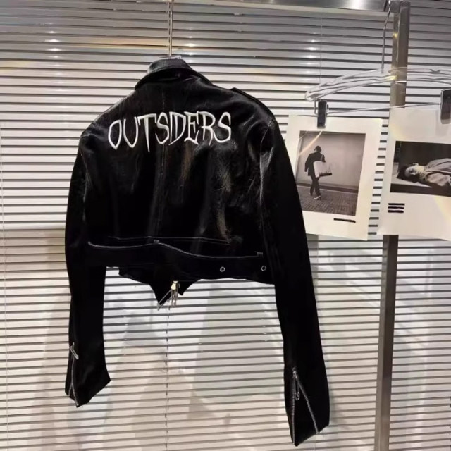 High-end Internet celebrity same style back embroidered lace-up leather jacket for women 2025 Spring and Spring New Hot Girls Motorcycle Short Jacket