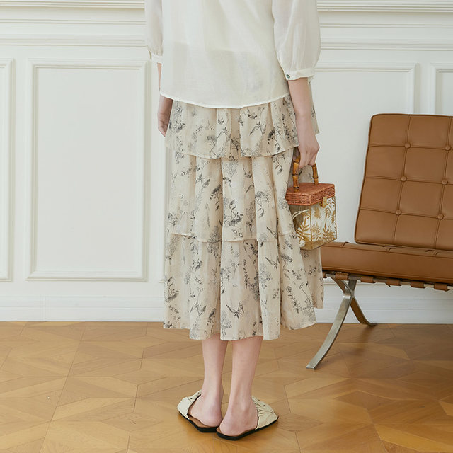 The same silk cotton printed skirt in TALASA mall 2025 spring and summer new high-waisted versatile slim cake skirt