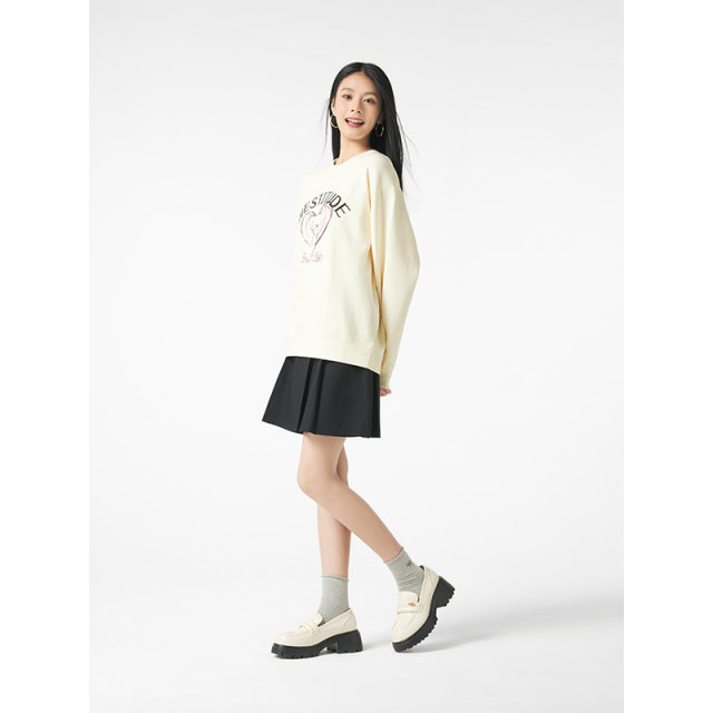 Hot Wind 2025 New Women's Love Puppy Printing Round Neck sweater Loose leisure in the top
