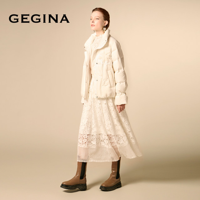 [Cloud Velvet] GEGINA embroidery embroidery thickened warm luxury short down jacket shopping mall same style
