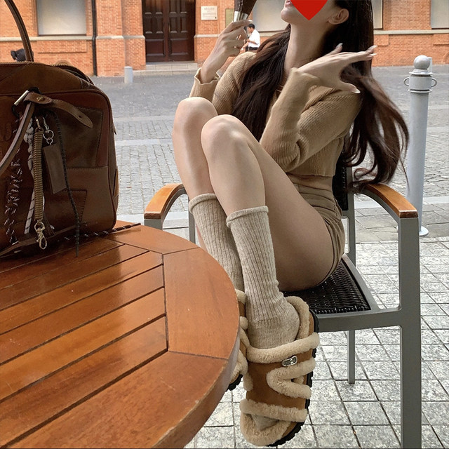 
Zhang Ruonan's same style thick-soled fur slippers for women 2025 autumn and winter new retro Birkenstock half slippers outer fur shoes