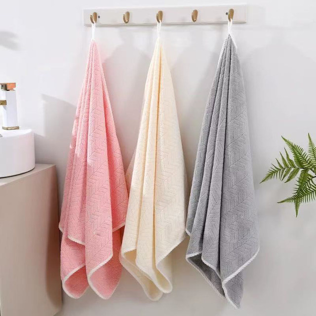 7A antibacterial genuine thickened velvet cartoon bath towel for home use for men and women bathing and wrapping, soft, water-absorbent and lint-free