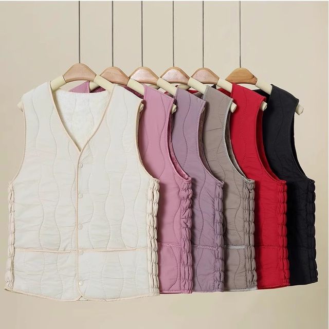 2025 new mother's vest for middle-aged and elderly women's autumn and winter velvet warm women's short waistcoat winter top
