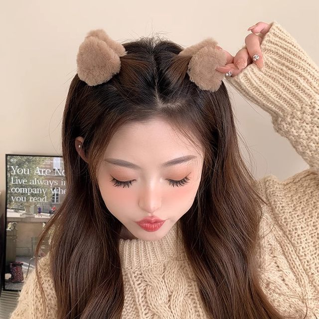 
Small bangs cat ear clip female high-end cute princess head autumn and winter hair clip forehead plush hairpin headdress