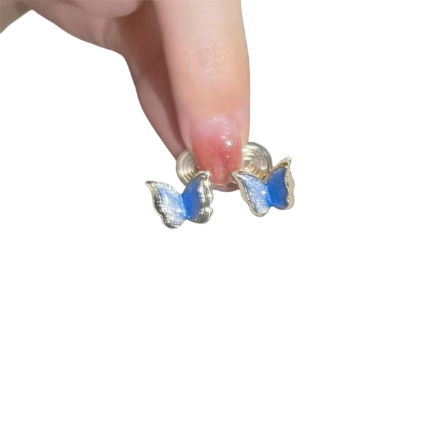 You can wear butterfly ear clips without ear piercings Six pairs of mosquito coil plate without ear piercings Niche flower asymmetry for women