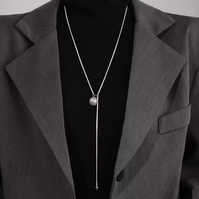 Pearl long sweater chain 2025 new hot style light luxury temperament fashion niche necklace women's accessories water drop pull