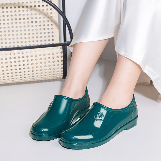 2025 Spring and Autumn New Four Seasons Rain Shoes for Women Short Tube Light Mouth Waterproof Anti-Slip Water Shoes for Women Low Top Rain Shoes for Wear-resistant Rubber