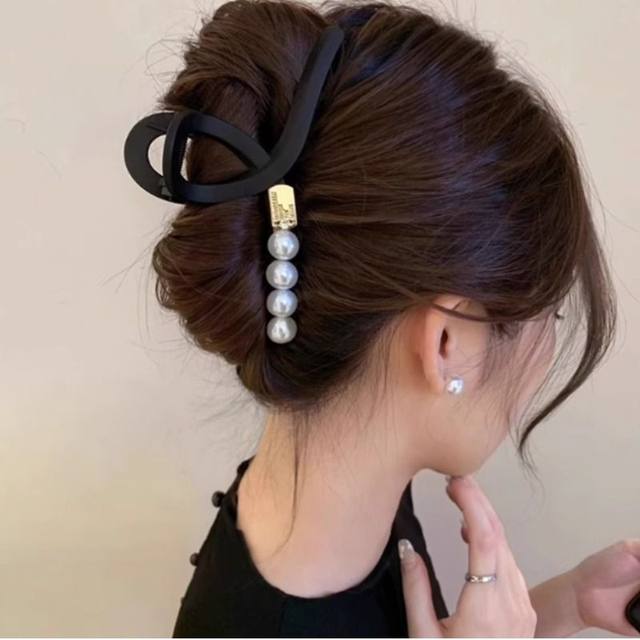 
2025 high-end pearl shark clip 15cm huge size hair clip for women with large hair volume on the back of the head