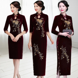 Improved velvet moms wedding banquet Young high-end wedding dress in the mother-in-law cheongsam long sleeved autumn and winter