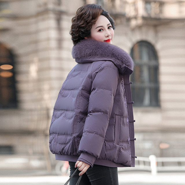 Snow Fly 2025 autumn new women's mother short down jacket fox fur collar fashionable Chinese warm large size
