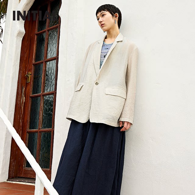 
INITIAL25 summer new flat collar handsome style off-shoulder light and light people wear suit jacket for women XX144