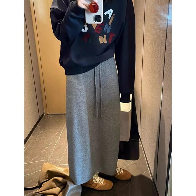 Drawstring versatile straight skirt knitted skirt women's autumn new loose hip-covering slit long skirt A-line skirt bag skirt